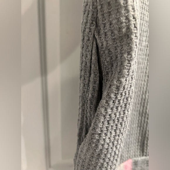 WHITE BIRCH - SUPER SOFT Hoodie / Gray Bodice & Pink Plaid Sleeves & POCKETS - Picture 6 of 8